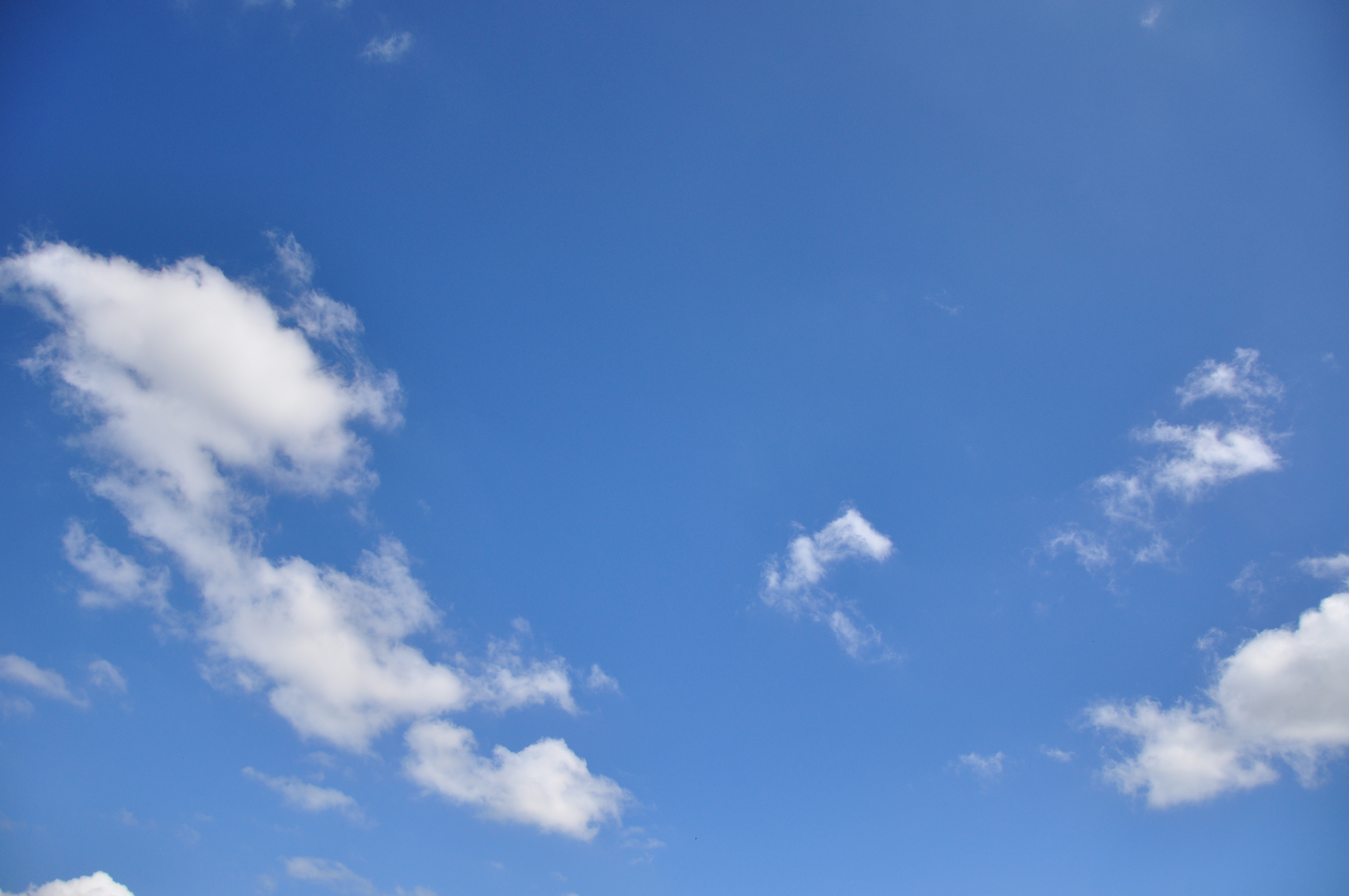 秋の青空 ナチュラル写真素材 無料ダウンロードフリー